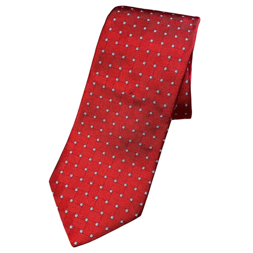 Brooks Brothers Red 100% Silk Geometric Basketweave Mens Necktie Irregular